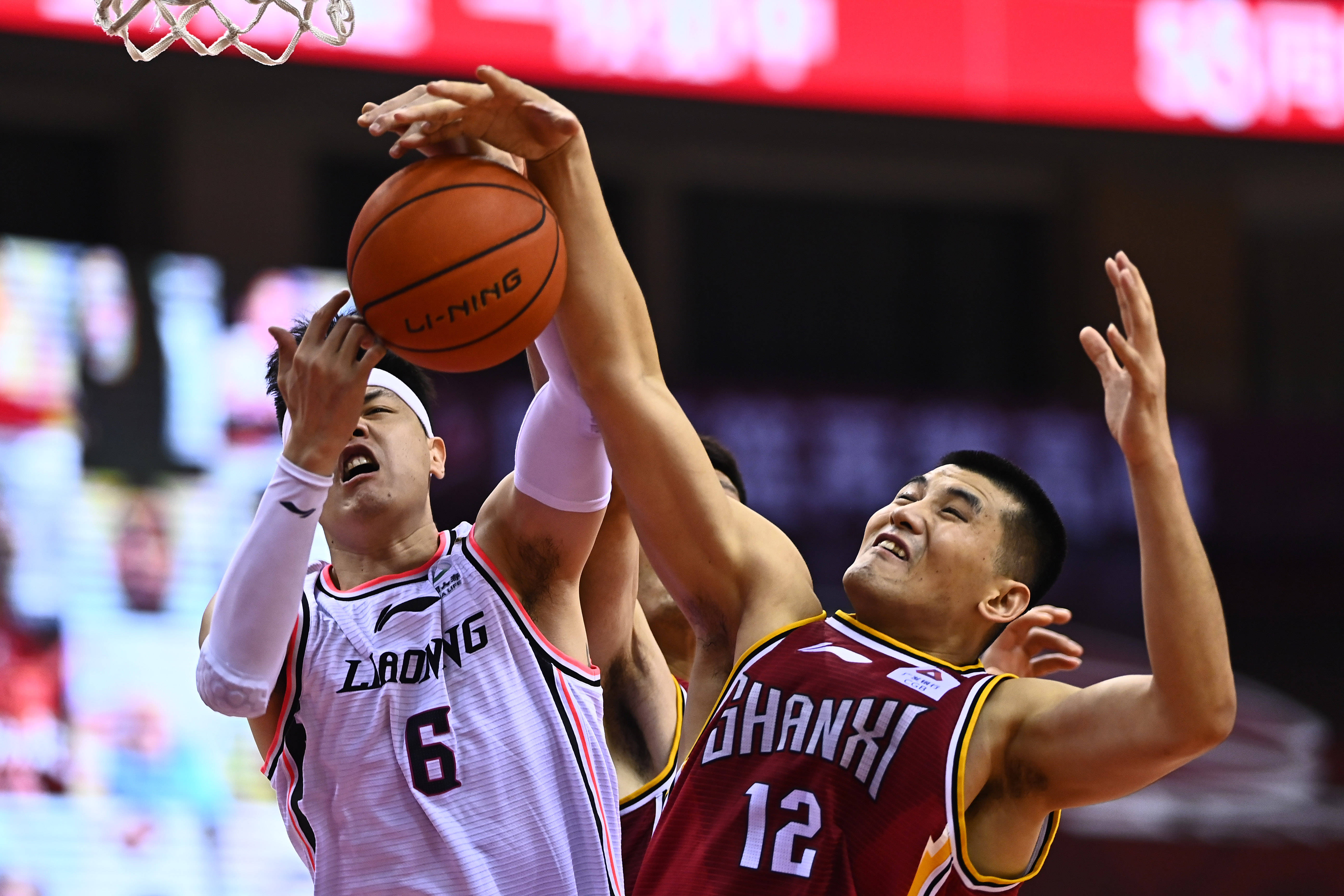 与站位微调 与站位微调