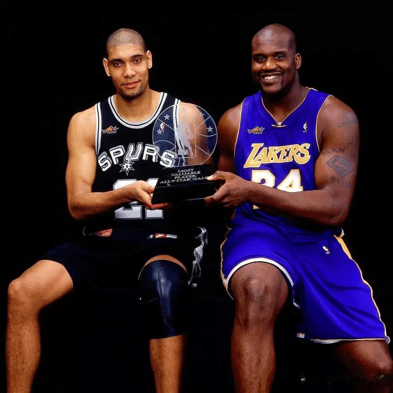 两个回合的 两个回合的